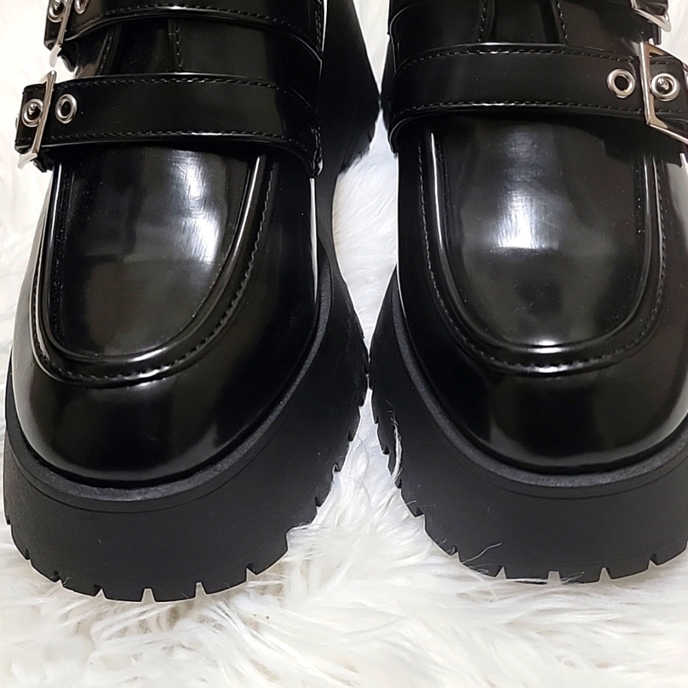 Zodiac | Perri Platform Double Buckle Loafers - Picture 6 of 12